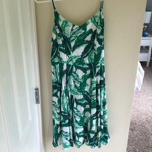 Old Navy Palm leaf dress